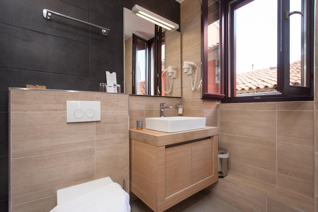 Villa Castrum Rovinj Bagian luar foto