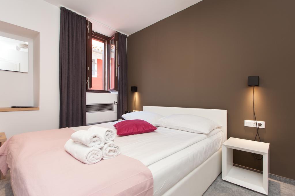 Villa Castrum Rovinj Bagian luar foto