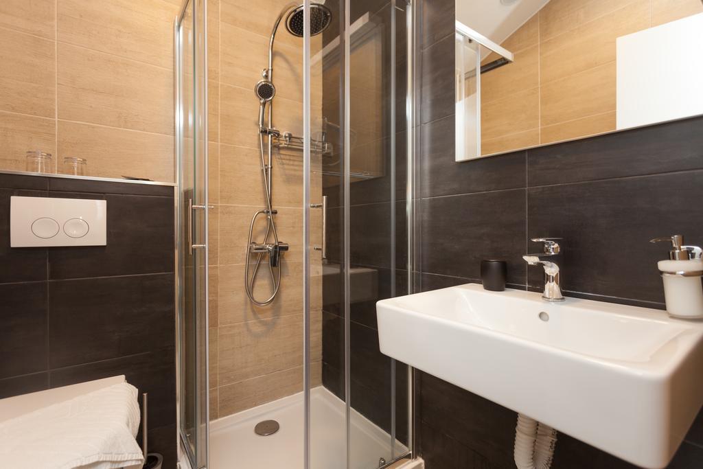 Villa Castrum Rovinj Bagian luar foto