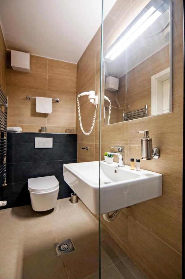 Villa Castrum Rovinj Bagian luar foto